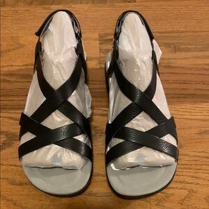 Abeo Bella Black Criss-Cross Sandals with Cushioned Footbed